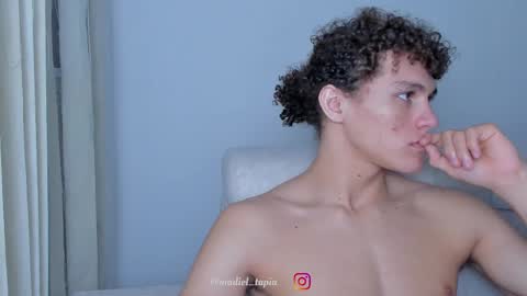 Laureent online show from 02.11.25