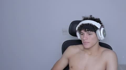 Laureent online show from 09.26.25