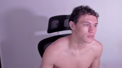 Laureent online show from 04.13.26