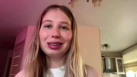 Chrissy online show from 04.23.26