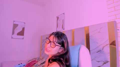 Laurem online show from 11.01.25