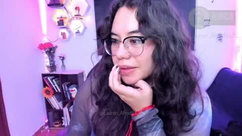  Im Lauren  independent model   online show from 12.15.24