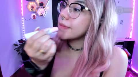  Im Lauren  independent model   online show from 03.07.25