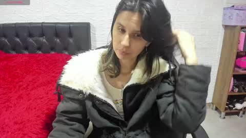Snapshot of lauren_ashlee chatting on 01.21.25 Lauren Independent model online show from 01.21.25