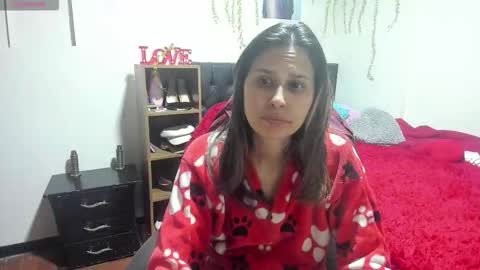 Lauren Independent model online show from 11.19.25