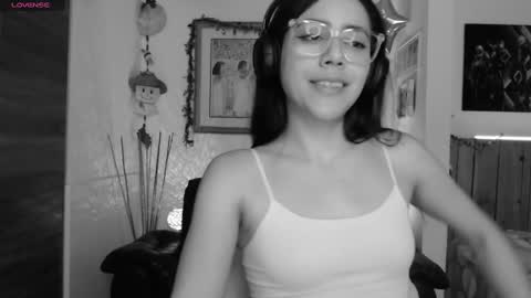 Lauren online show from 01.07.25