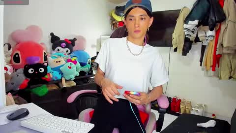 SF online show from 09.27.25