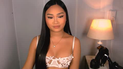 Snapshot of laurenfox16 chatting on 01.18.26 chloe3 online show from 01.18.26