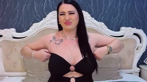 Laura online show from 03.24.26