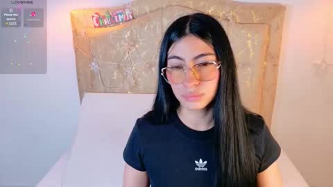 laurenn_smitth online show from 12.22.25