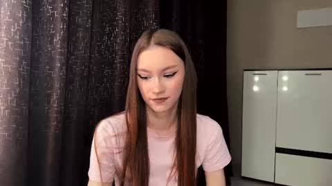 Snapshot of lauresroczynski chatting on 08.01.26 Angelina online show from 08.01.26