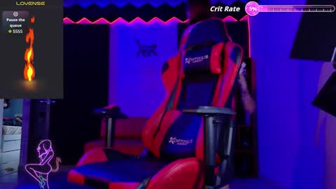 ANA LAURA online show from 12.13.25