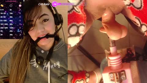 lauriss_ online show from 12.28.24