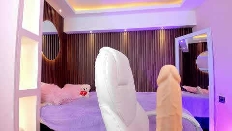 Lau Roberts online show from 03.04.25