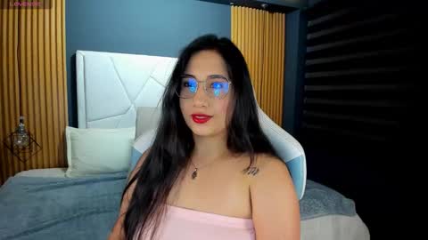 Lau Roberts online show from 09.15.25