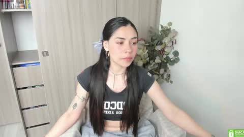 Snapshot of lauryn_chills chatting on 05.23.26 Lauryn online show from 05.23.26