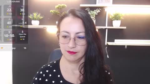 Laury  online show from 03.26.26