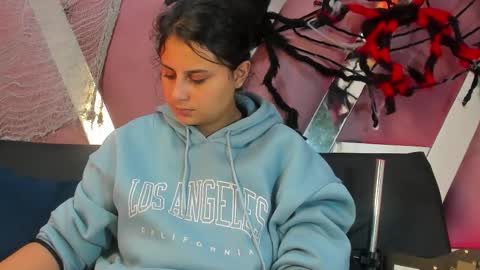  LaurynJeffers  online show from 10.30.25