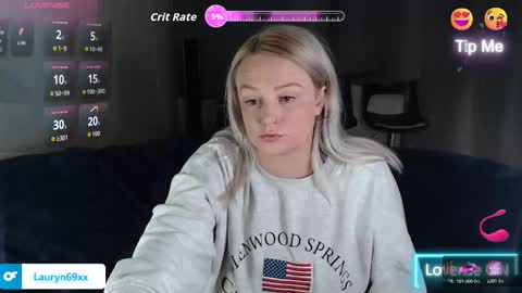 Snapshot of laurynrox chatting on 10.30.25 Lauryn Roxx online show from 10.30.25