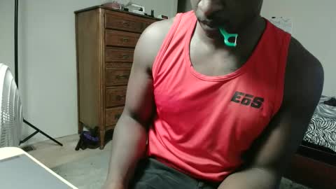 Snapshot of lavanderbrown chatting on 10.16.25 lavanderbrown online show from 10.16.25