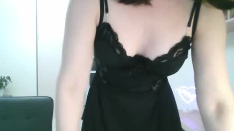 Snapshot of lavender_victoria chatting on 12.28.24 Diana  online show from 12.28.24