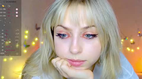 Snapshot of lavenderlav chatting on 01.10.25 Melissa online show from 01.10.25