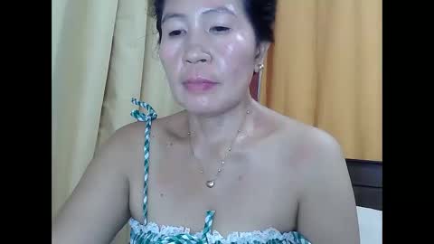 lavine1983 online show from 11.18.25