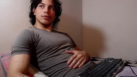 Snapshot of lax777_ chatting on 04.20.26 ZAmbrano online show from 04.20.26