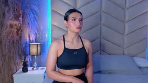 laya online show from 09.22.25