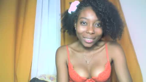 layannek online show from 10.05.25