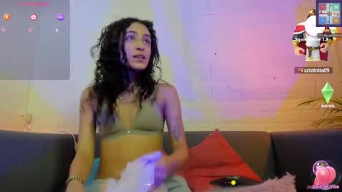 Layla online show from 01.11.25