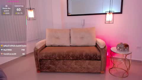 Layla Breezee online show from 12.13.25