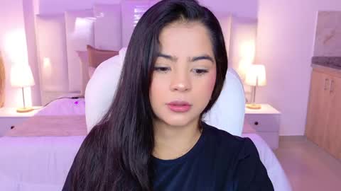 Layla Breezee online show from 05.15.26