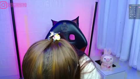 Layla online show from 02.19.25