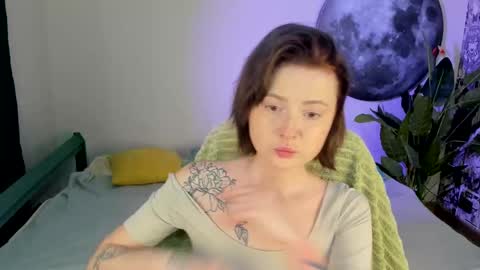 Layla online show from 12.02.25