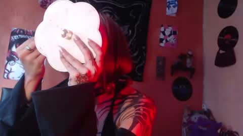 Snapshot of layla_quinn chatting on 07.16.26 layla_quinn online show from 07.16.26
