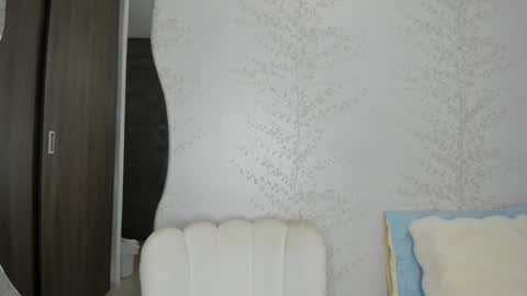 Snapshot of layla_vanegas chatting on 12.10.24 Layla Vanegas online show from 12.10.24