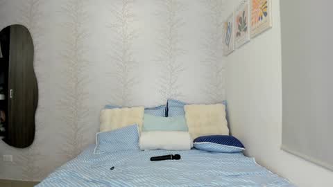 Snapshot of layla_vanegas chatting on 01.27.25 Layla Vanegas online show from 01.27.25