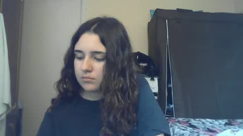 Snapshot of laylaabadeer chatting on 07.16.26 laylaabadeer online show from 07.16.26