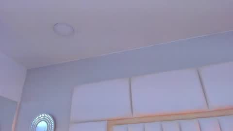 Snapshot of laylaadoll_ chatting on 06.13.26 Lau online show from 06.13.26