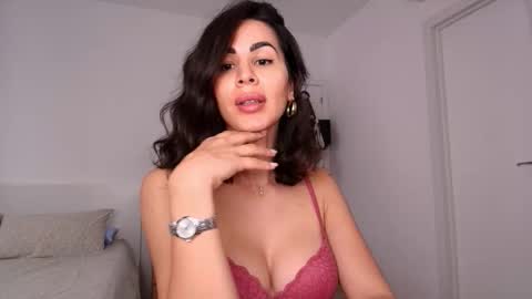 Layla online show from 03.03.26