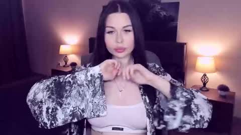 laylagreat online show from 12.04.25