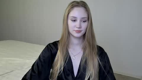LaylaPretty001 online show from 01.14.25