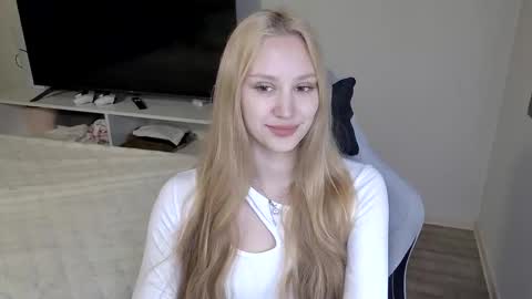 LaylaPretty001 online show from 04.18.26