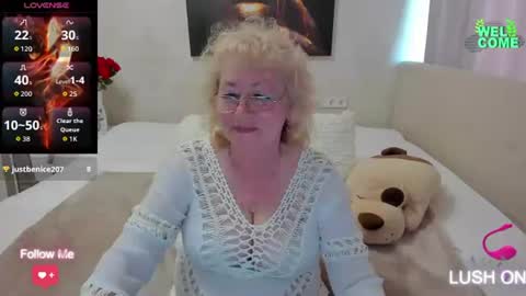 Snapshot of laylaroma chatting on 07.13.26 laylaroma online show from 07.13.26