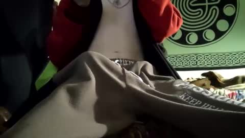 Snapshot of laymetorest420 chatting on 02.10.25 Stitch online show from 02.10.25