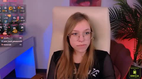 layriantavee online show from 01.28.25