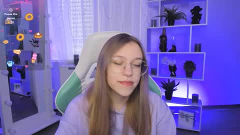 layriantavee online show from 03.25.26