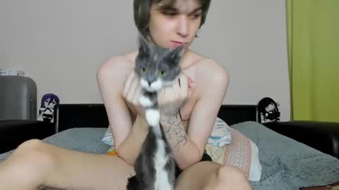 Snapshot of lazydarkknight chatting on 01.07.25 Alex online show from 01.07.25