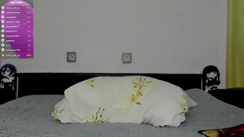 Snapshot of lazydarkknight chatting on 02.26.25 Alex online show from 02.26.25